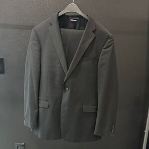 Tommy Hilfiger Mens Modern Fit Suit 44 Tall Black